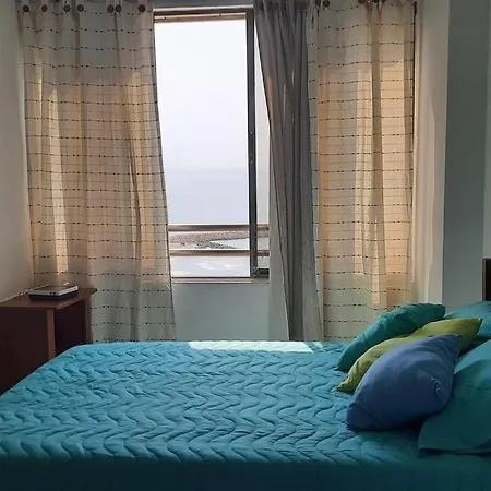 Comodo Ap Frente Al Mar, Cerca A La Murallas