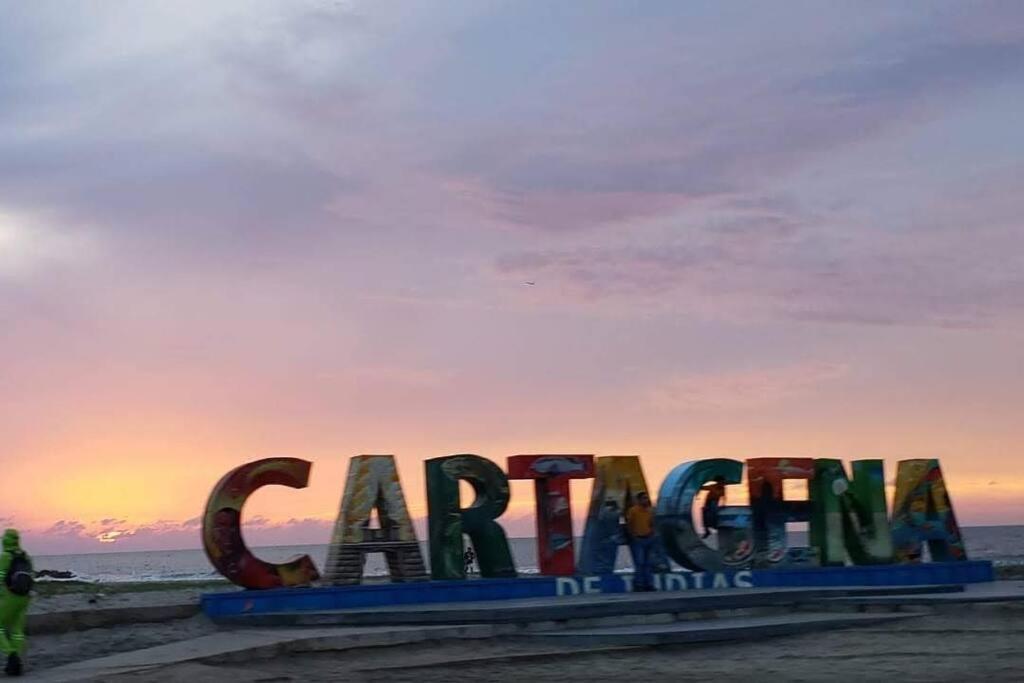 Comodo Ap Frente Al Mar, Cerca A La Murallas Apartment Cartagena