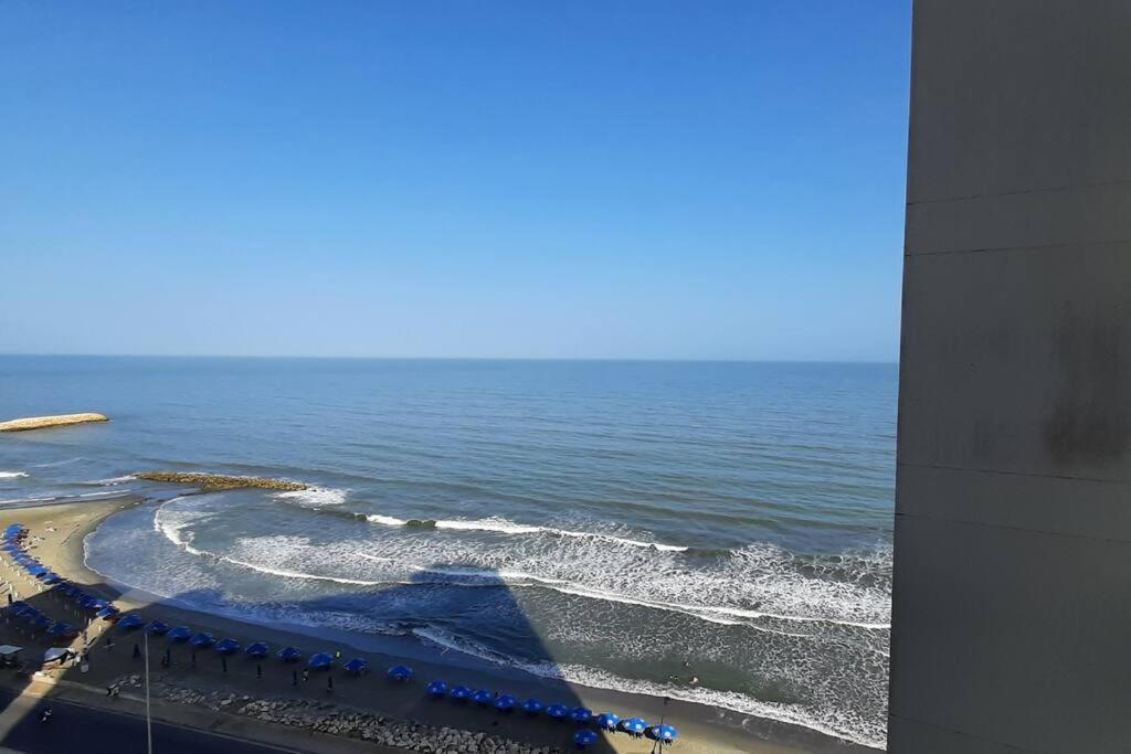 Comodo Ap Frente Al Mar, Cerca A La Murallas