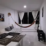 Cómodo Ap Frente al mar, cerca a la murallas