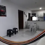 Cómodo Ap Frente al mar, cerca a la murallas