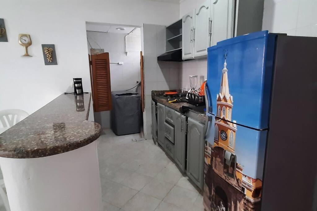 Cómodo Ap Frente Al Mar, Cerca A La Murallas Apartamento *